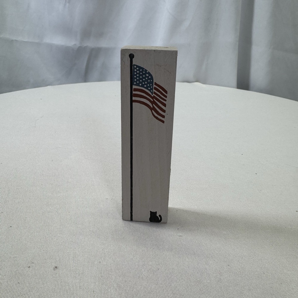 Vtg The Cats‎ Meow America Flag Pole Village Accessories Shelf Sitter Figurine